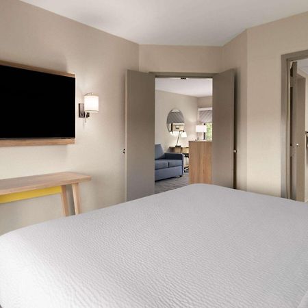 Days Inn By Wyndham Weldon Roanoke Rapids Exterior photo