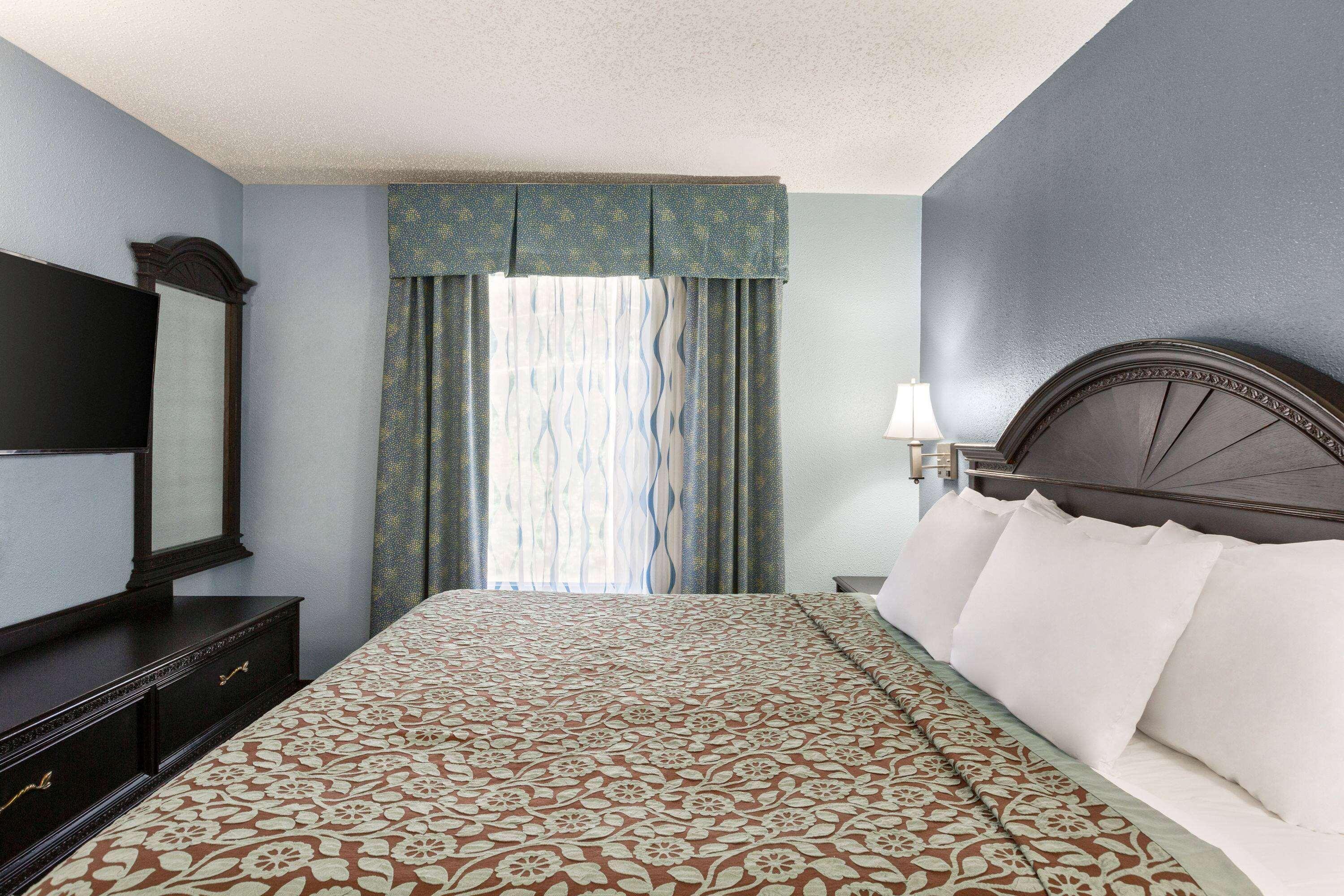 Days Inn By Wyndham Weldon Roanoke Rapids Exterior photo