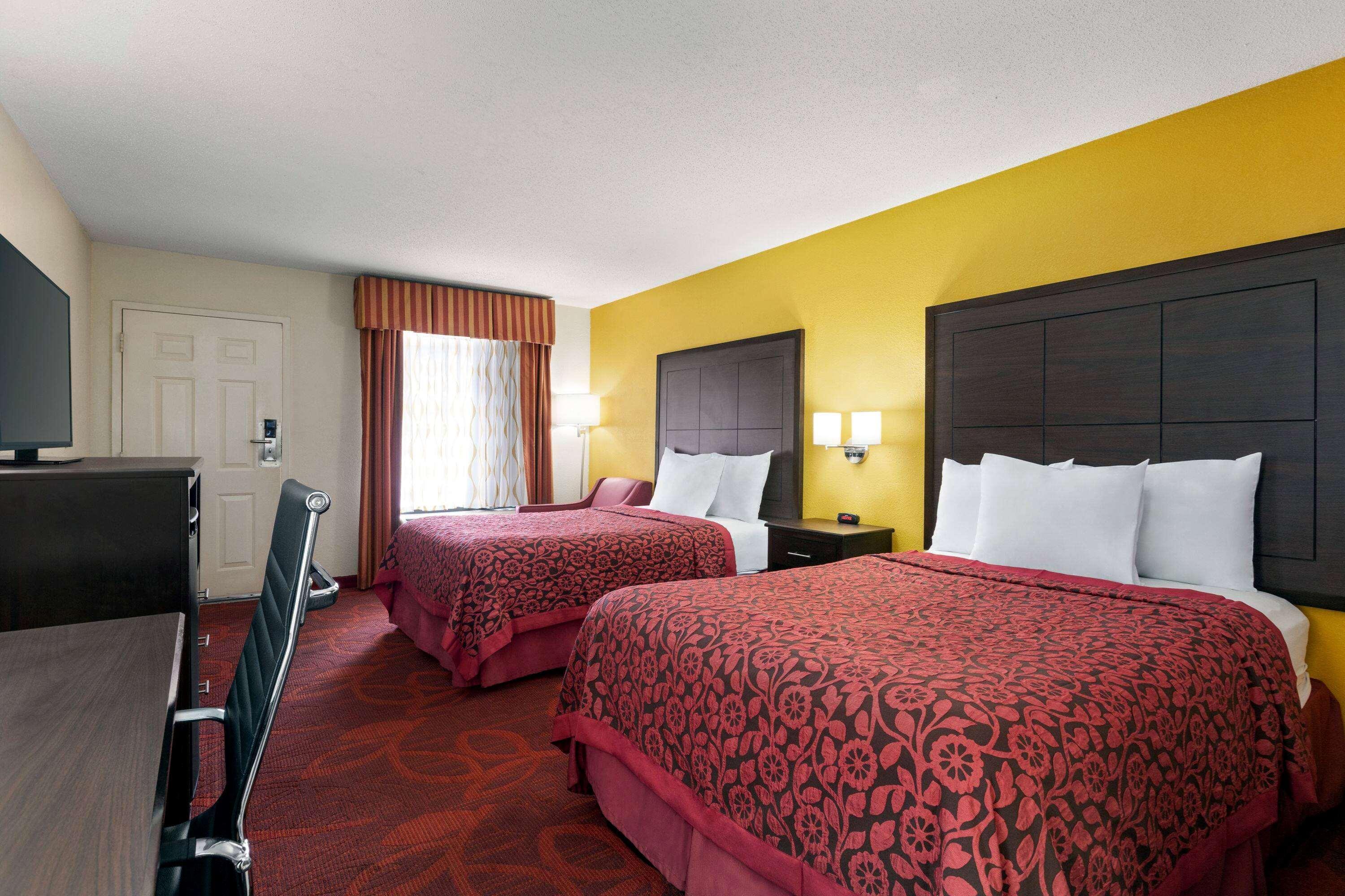 Days Inn By Wyndham Weldon Roanoke Rapids Exterior photo