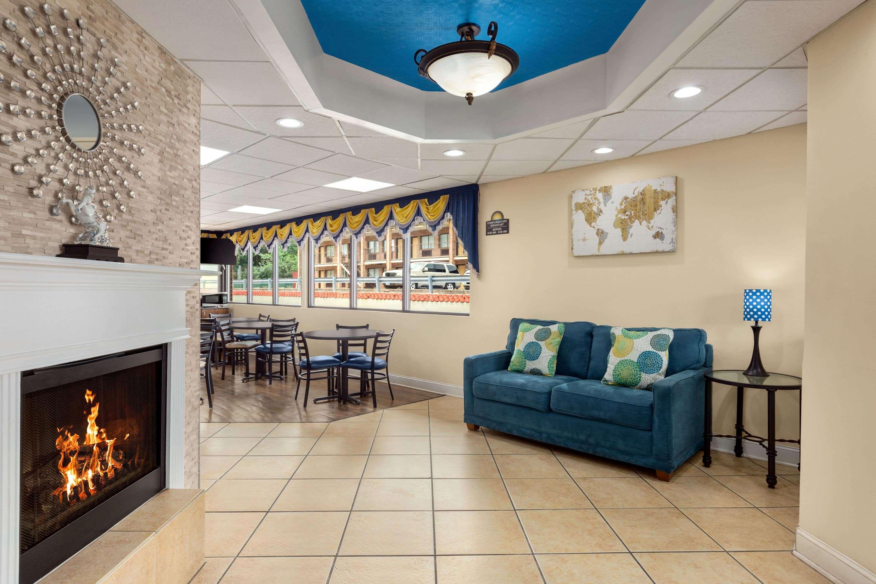 Days Inn By Wyndham Weldon Roanoke Rapids Exterior photo