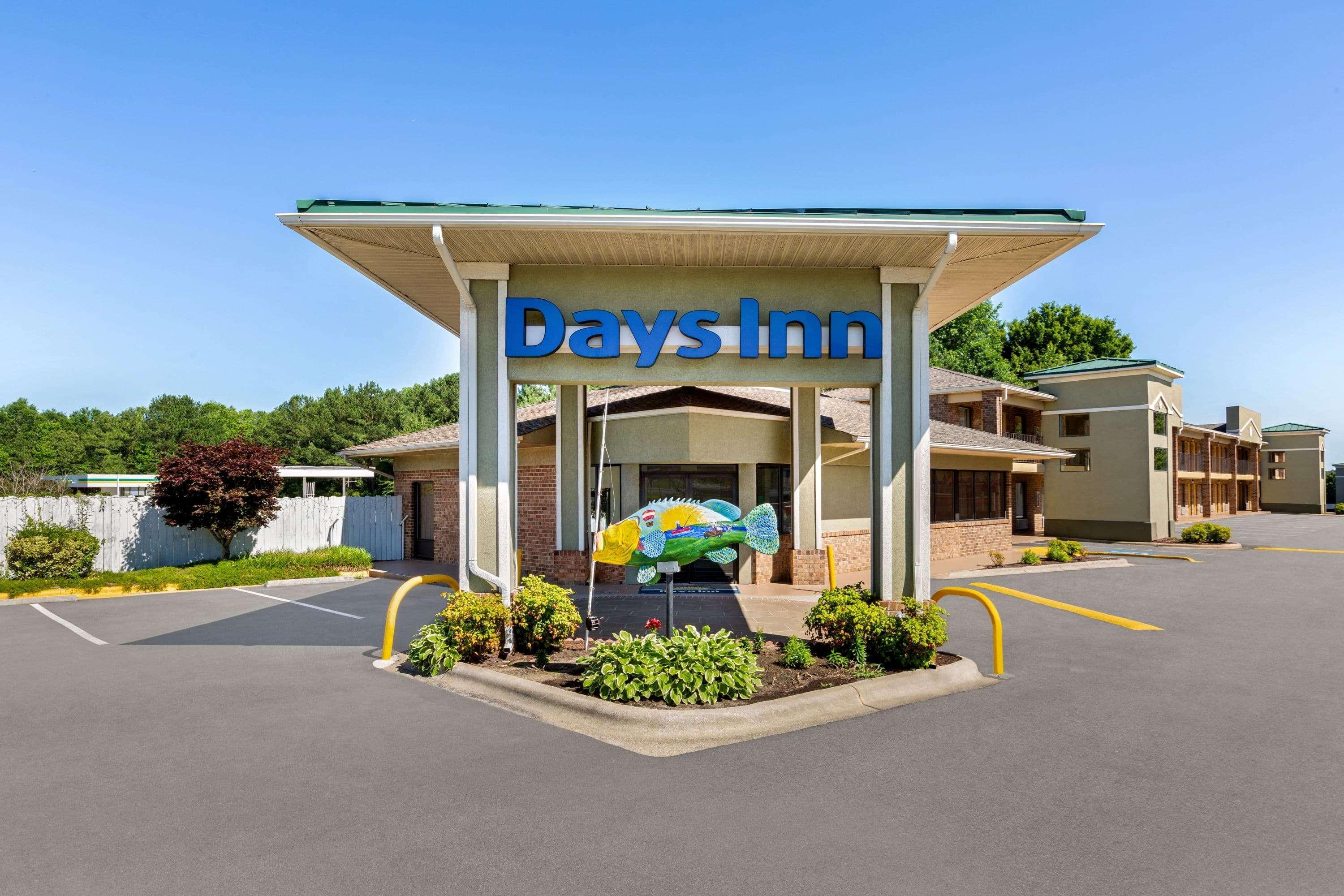 Days Inn By Wyndham Weldon Roanoke Rapids Exterior photo