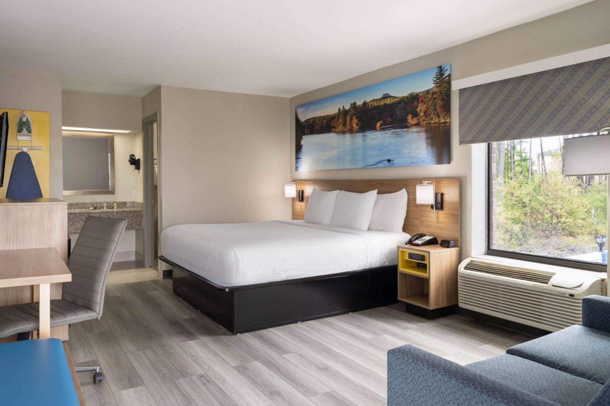 Days Inn By Wyndham Weldon Roanoke Rapids Exterior photo